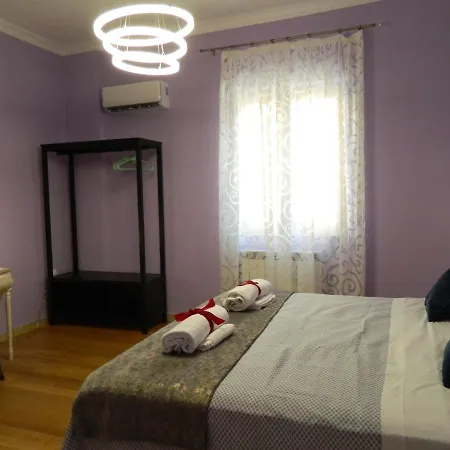 Alojamento de Acomodação e Pequeno-almoço Le Stanze Di Luca 3*